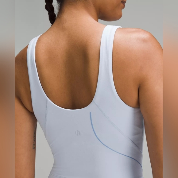 NWT lululemon Align Tank TopFluid Graphic Size 4 - Picture 4 of 4